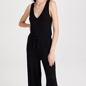 Beyond Yoga Black Jetsetter Jumpsuit - Small